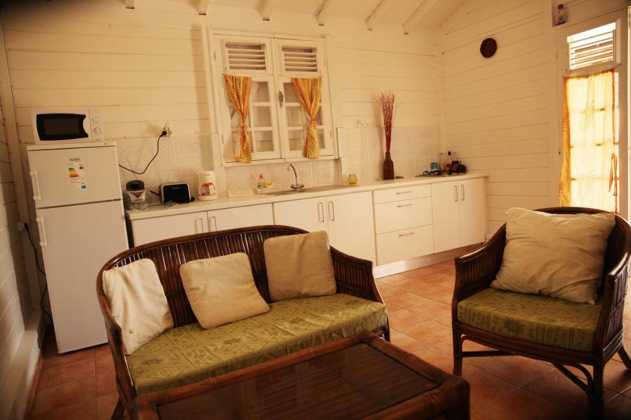 Bungalow Bassin Trouve Sainte-Anne (Grande-Terre) Exterior foto